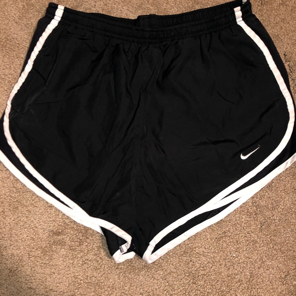 Nike Shorts (4 pairs)